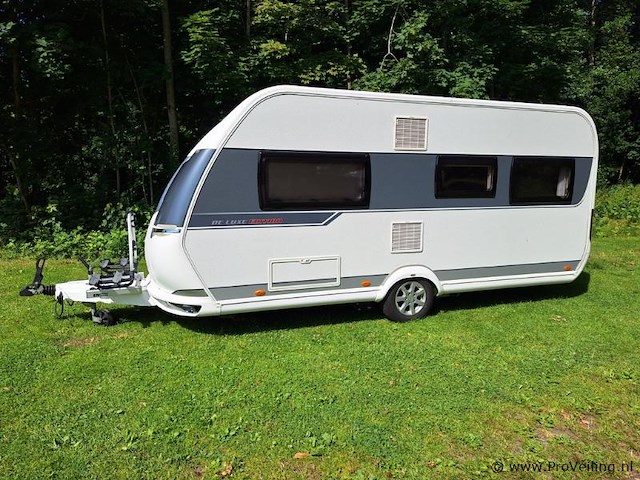 Hobby460 ufe caravan - kenteken: 61-wp-sn - afbeelding 1 van  75