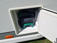 Hobby460 ufe caravan - kenteken: 61-wp-sn - afbeelding 20 van  75