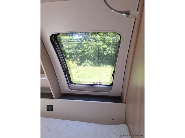 Hobby460 ufe caravan - kenteken: 61-wp-sn - afbeelding 48 van  75