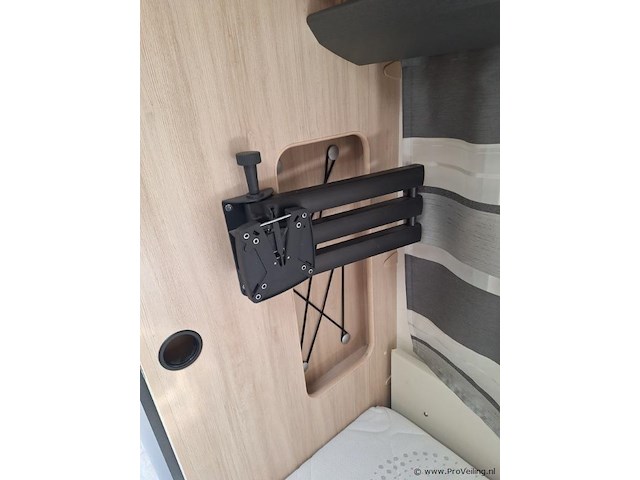 Hobby460 ufe caravan - kenteken: 61-wp-sn - afbeelding 58 van  75