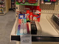 Hobbyproducten w.o schaar, tape, lijm etc. - afbeelding 1 van  2