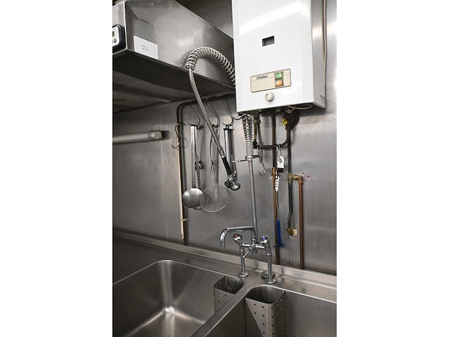 Hobrand rvs dubbele spoeltafel met mengkraan en handdouche - afbeelding 6 van  8