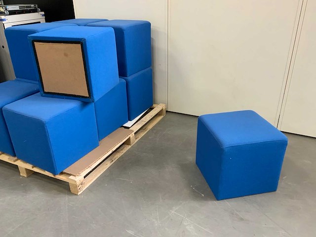 Hocker (11x) - afbeelding 1 van  4
