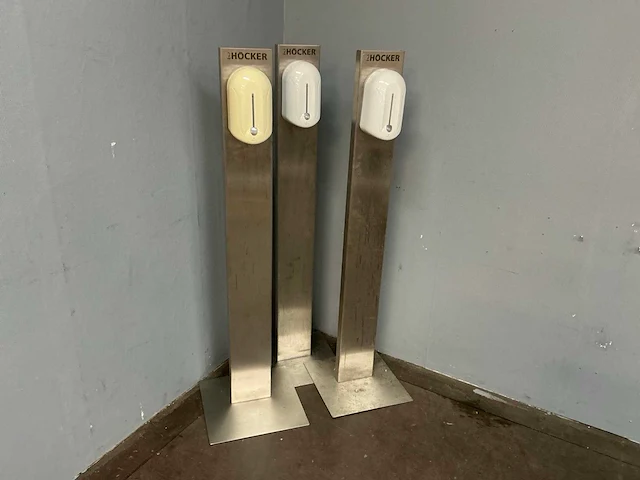 Hocker desinfectie palen (3x) - afbeelding 3 van  6