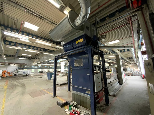 Höcker polytechnik shredder met afzuiging - afbeelding 2 van  4