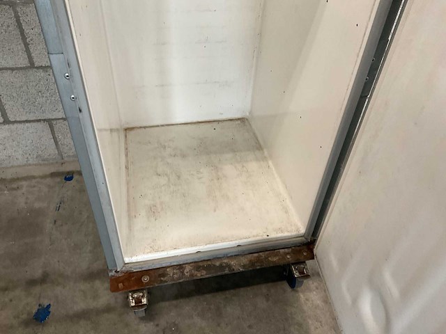 Hoeben - thermo - rolcontainer - afbeelding 8 van  9