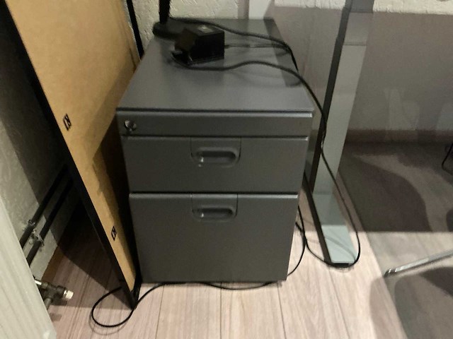 Hoek bureau (2x) - afbeelding 5 van  14