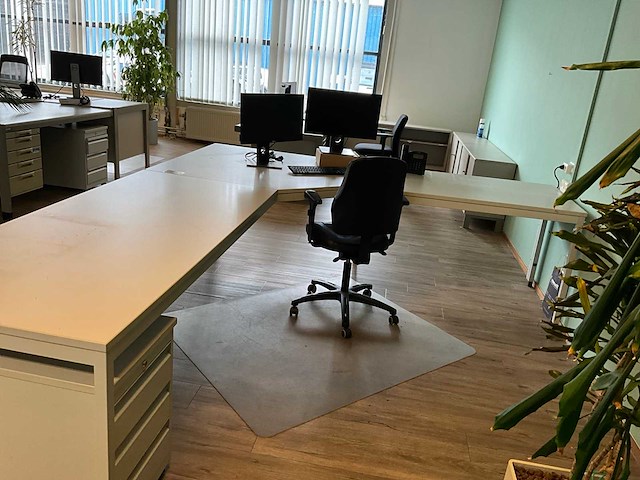 Hoek bureau - afbeelding 5 van  12