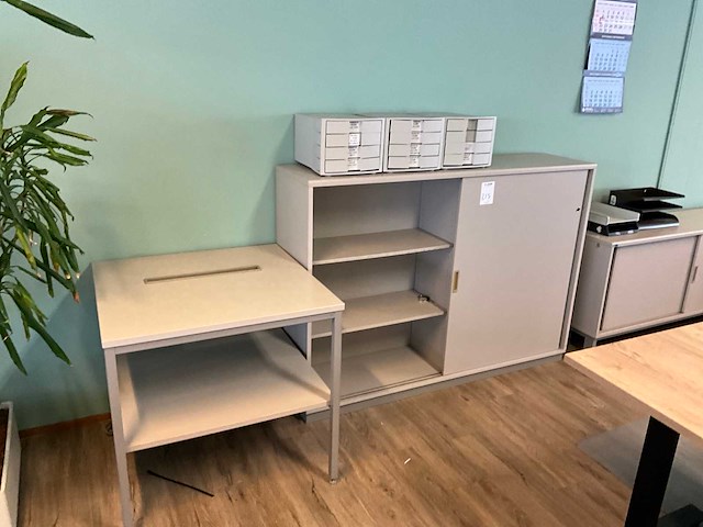 Hoek bureau - afbeelding 8 van  12