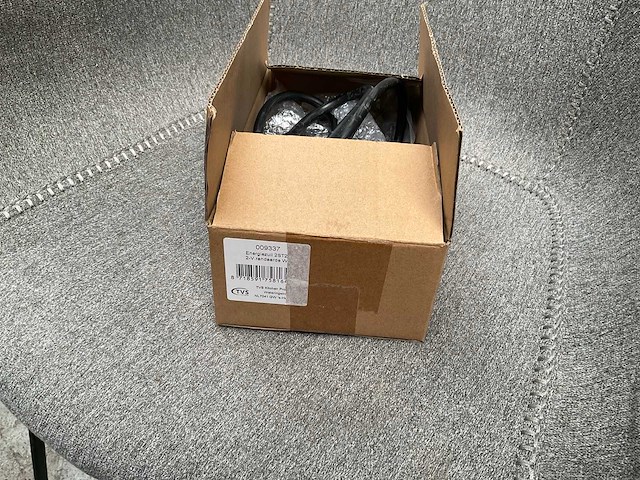 Hoek stopcontact mat wit - afbeelding 4 van  4