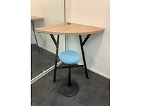 Hoek werkplek met ergonomische mymobilis werkkruk - afbeelding 2 van  4