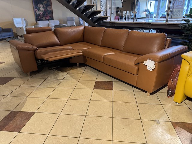 Hoekbank, cognac leder, elektrisch verstelbaar - afbeelding 1 van  4