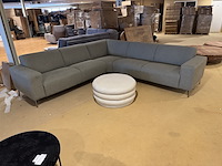 Hoekbank + hocker, groen stof, rvs poten - afbeelding 2 van  7