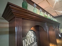 Hoekbar met achterkast en luifel met spots - afbeelding 2 van  16