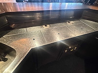 Hoekbar met achterkast en luifel met spots - afbeelding 5 van  16