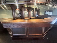 Hoekbar met achterkast en luifel met spots - afbeelding 10 van  16