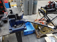 Hoekbuigmachine - afbeelding 1 van  3