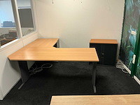 Hoekbureau (2x) - afbeelding 5 van  8
