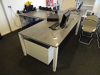 Hoekbureau (2x) - afbeelding 1 van  5