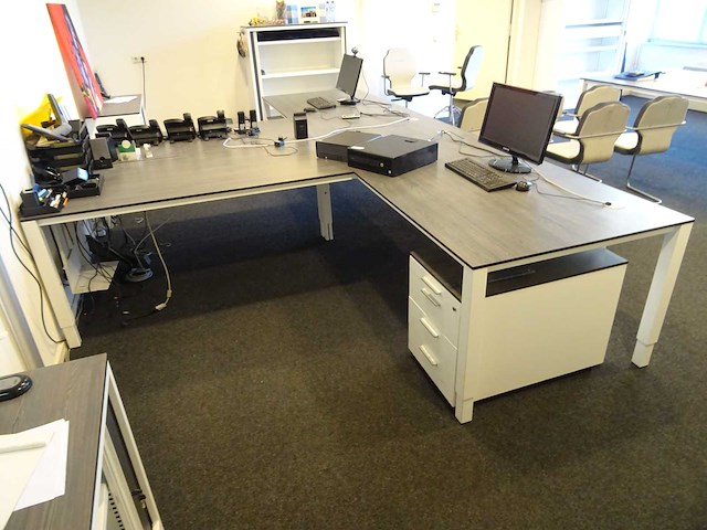 Hoekbureau (2x) - afbeelding 2 van  5