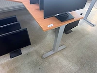 Hoekbureau (electrisch in hoogte verstelbaar) - afbeelding 6 van  7