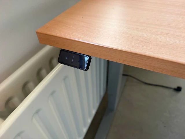 Hoekbureau (electrisch in hoogte verstelbaar) - afbeelding 3 van  6