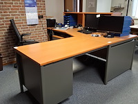 Hoekbureau met bureaustoel en 1x ladeblok - afbeelding 5 van  12