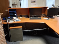 Hoekbureau met bureaustoel en 1x ladeblok - afbeelding 6 van  12