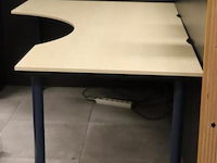 Hoekbureau met uitsparing - 200x80-120x78cm - afbeelding 1 van  6
