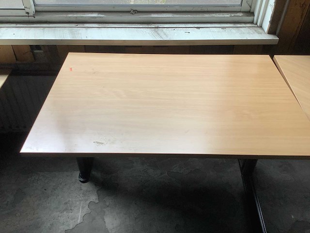 Hoekbureau - afbeelding 7 van  7