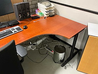 Hoekbureau - afbeelding 2 van  6