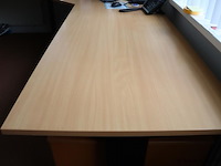 Hoekbureau - afbeelding 2 van  6