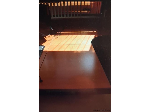 Hoekbureau - afbeelding 2 van  3