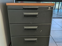 Hoekbureau - afbeelding 5 van  7