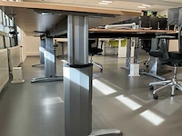 Hoekbureaus met bureaustoelen (2x) - afbeelding 6 van  18