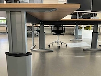 Hoekbureaus met bureaustoelen (2x) - afbeelding 17 van  18