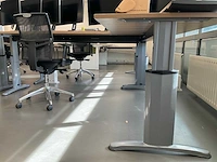 Hoekbureaus met bureaustoelen (2x) - afbeelding 15 van  18