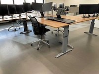 Hoekbureaus met bureaustoelen (2x) - afbeelding 12 van  18