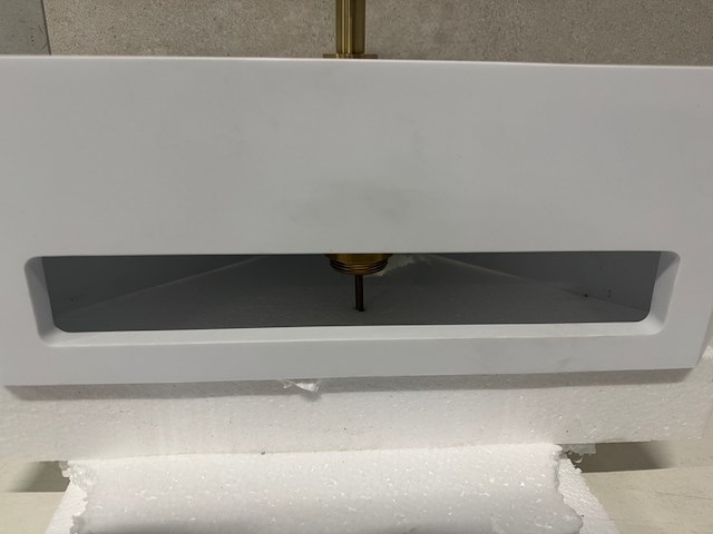 Hoekfontein solid surface 35x49x16 cm + kraan wb, wit - afbeelding 4 van  9