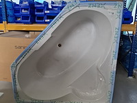 Hoekligbad xenz, borneo, glans wit - afbeelding 1 van  6