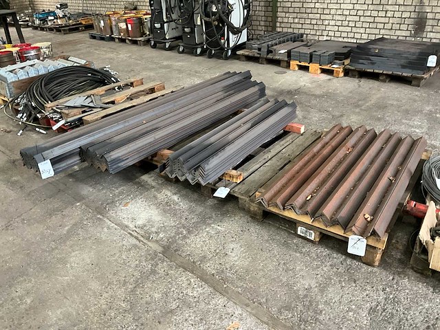 Hoeklijnen - afbeelding 1 van  4