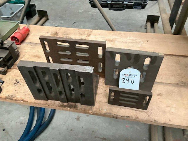 Hoekopspanplaat (14x) - afbeelding 2 van  4