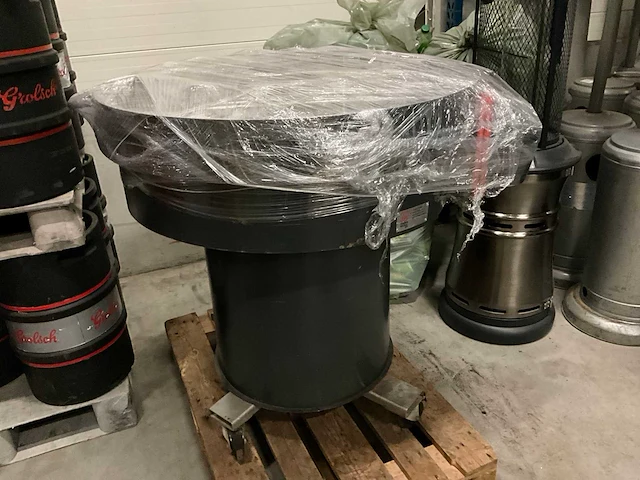 Hoeks reuze pan - afbeelding 2 van  4