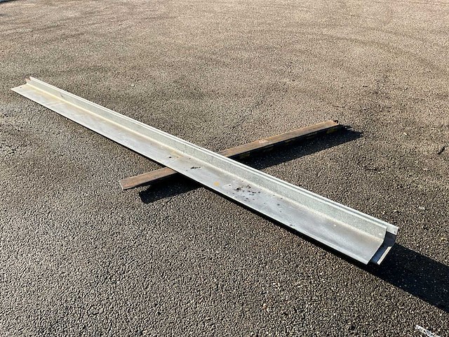 Hoekstaal 400x20x10x1cm (2x) - afbeelding 1 van  3