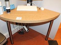 Hoektafel. - afbeelding 1 van  1