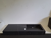 Hoekwastafel maatwerk, calacatta black - afbeelding 1 van  7