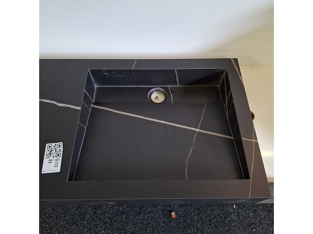 Hoekwastafel maatwerk, calacatta black - afbeelding 5 van  7