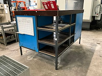 Hoekwerktafel en gereedschapsladenkast - afbeelding 11 van  17