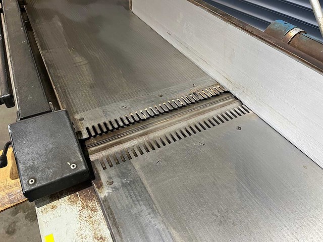 Hofmann - 1998 - ahw 411 - vlakbank - afbeelding 13 van  16