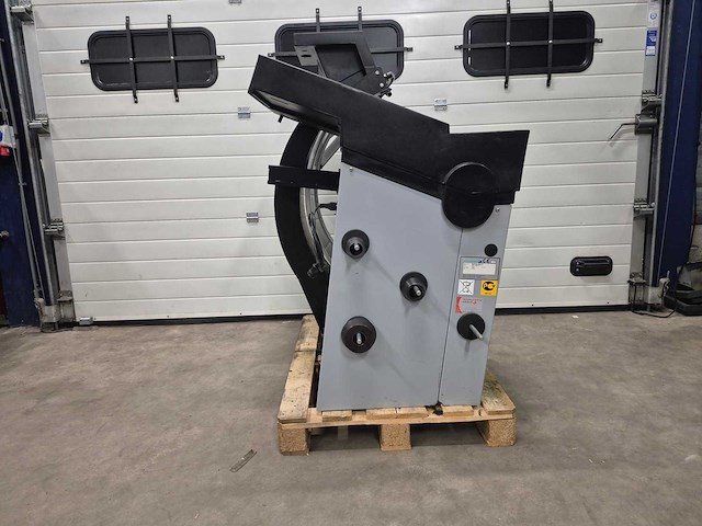 Hofmann - monty 3300 & geodyna 6300 - banden de- en monteer apparaat & balanceer apparaat - afbeelding 9 van  12